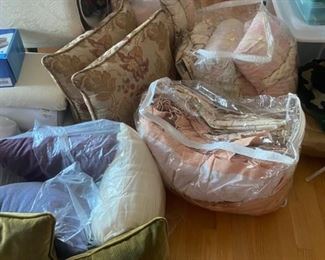 lots king and queen bedspreads