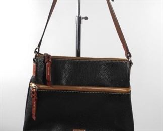 Preowned Leather Dooney & Bourke Handbag