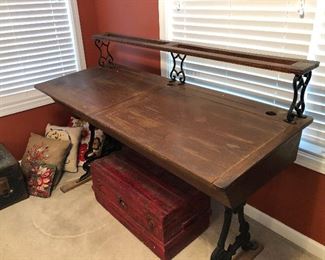 Primitive desk