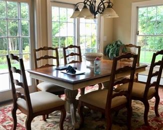 French Country Dining set