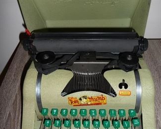 Tom Thumb typewriter