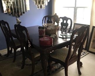 Beautiful dining table!! $100