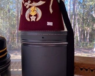 Hadji Temple Shriners hat In fitted box $30 