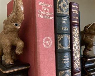 Elephant bookends