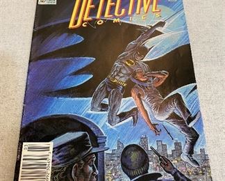 DC Anniversary edition of "Batman's" 600th appearance in Detective Comics, March 1991 #627. $6