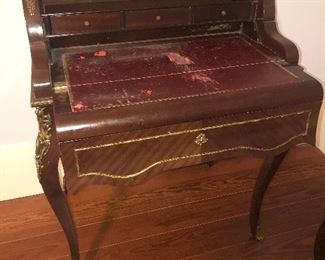French Ladies Desk open
