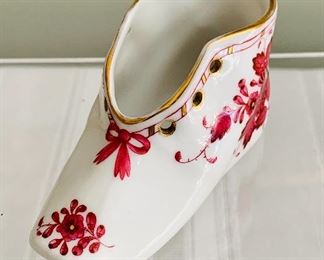 Detail, Herend porcelain shoe