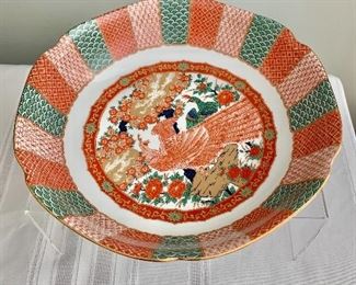 $24 Ceramic serving bowl; made in Japan. 10"D
