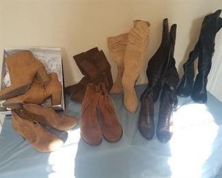 Ladies boots
