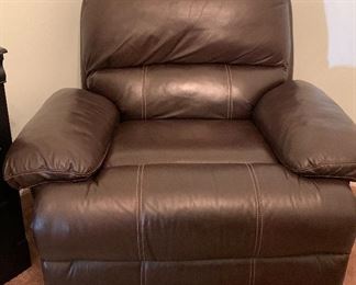 Ashley Signature Power Reclining Chair