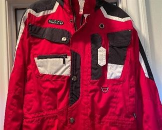 Menβs Large Spider ski suit- matching jacket and pants.