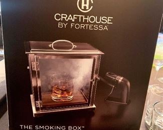 Crafthouse  ~ The Smoking Box, new/never used