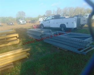 LOT 5 4 pallets of pallet racking (un-assembled)36x 96 x 96: 18 uprights, 56 cross beams, makes 12 sections