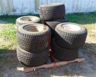 LOT 10 Pallet of 8 Carlisle turf master tires & 1 tire: Topo Tuff trac ( ALL are 24x 12x 12 NHS)