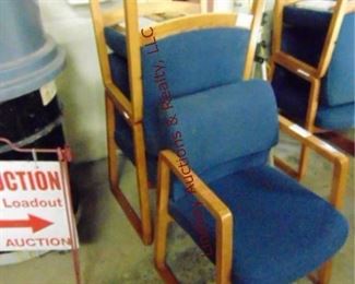 LOT 395 CHAIRS