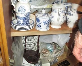 J & G Meakin Classic White Nordic England China Service with Extras 