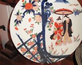 Porcelain Decorated "Beauties"  Geisha Flowers Imari & Gold with Parasol - Catawiki Plate 
