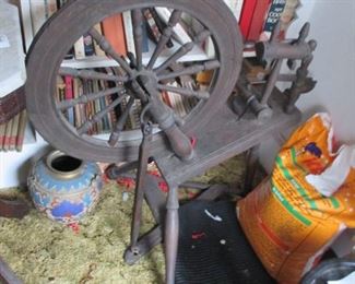 Vintage Spinning Wheel 