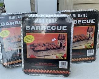 CLEARANCE!  $3.00 NOW, WAS $10.00..............Barbecue Grill Pans (B106)