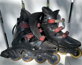 CLEARANCE  !  $3.00 NOW, WAS $10.00.............Roller Blades Size 28.0 (B026)