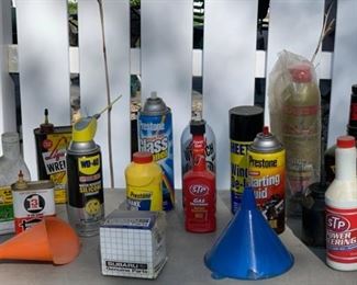 HALF OFF !  $5.00 NOW, WAS $10.00.............Garage Products (B035)