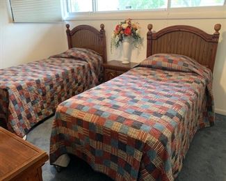 CLEARANCE!  $100.00 NOW, WAS $300.00.............Pair of Twin Beds and 2 Dressers (Set A)