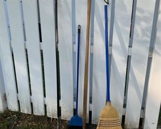 HALF OFF !  $6.00 NOW, WAS $12.00..............Brooms and more (B265)