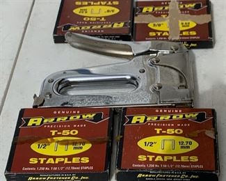 REDUCED!  $7.50 NOW, WAS $10.00...........Stapler and Staples (B196)