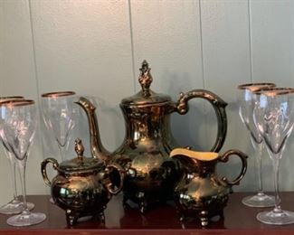 CLEARANCE!  $8.00 NOW, WAS $20.00..............Tea Set and Glasses (B376)