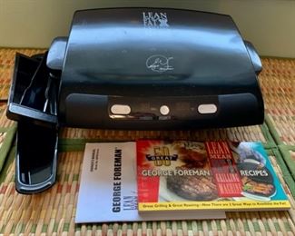 HALF OFF !  $8.00 NOW, WAS $16.00..............George Foreman grill (B314)