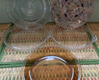 CLEARANCE  !  $3.00 NOW, WAS $10.00..............Pie Plates (B330)