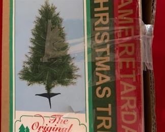 CLEARANCE  !  $4.00 NOW, WAS $14.00.......... 4' Crystal Pine Tree (B285)