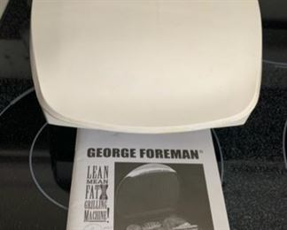CLEARANCE!  $3.00 NOW, WAS $12.00..............George Foreman grill (B494)