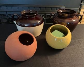 CLEARANCE!  $3.00 NOW, WAS $12.00.............Flower and Bean Pots (B431)