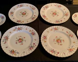 CLEARANCE  !  $12.00 NOW, WAS $50.00...............Minton Marlow Plates (B386)