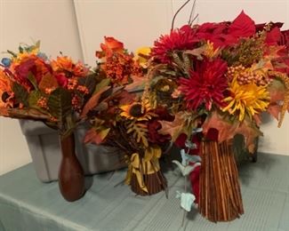 HALF OFF !  $6.00 NOW, WAS $12.00...........Fall Floral Decor (B556)