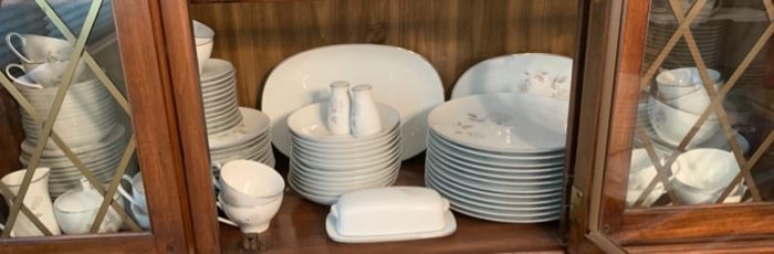 CLEARANCE!  $25.00 NOW, WAS $100.00.............Large Set of Noritake China Set "Rosay"