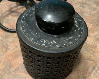 CLEARANCE  !  $15.00 NOW, WAS $50.00............ Variable Transformer (B002)