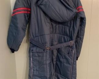 CLEARANCE !  $6.00 NOW, WAS $20.00............JC Penney Snowmobile Suit Size Large (S27)