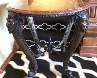 31" x 31" in diameter