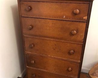 Antique chest of drawers