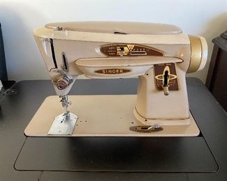 Vintage singer model 503A sewing machine with cabinet