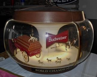 Budweiser Horse Parade Bar Light 
