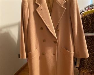 Neimus Marcus 100% Cashmere Coat 