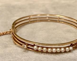 Item 304:  Vintage 14K diamond & pearl bracelet:  $650