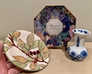 Item 443:  Vase, decorative plate, and floral plate on stand:  $16
