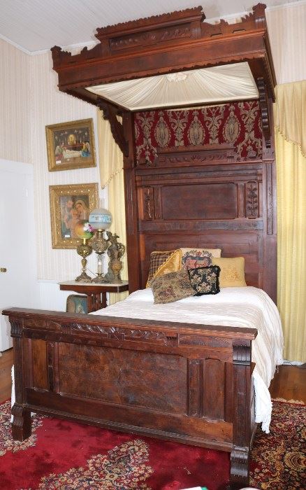 90 - Victorian Walnut Eastlake Half Tester Bed with Burl Trim, 110T, 53W, 72L