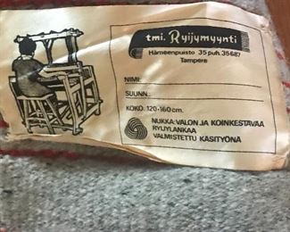Vintage tmi. Ryijymyynti Finland MCM area rug 