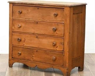 Antique Rustic Pine 4-Drawer Dresser With Wooden Pulls