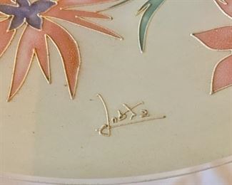 Detail, signature